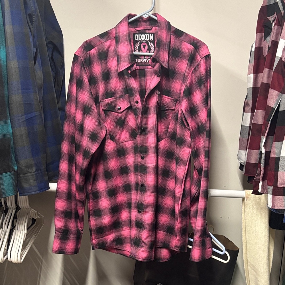 Dixxon Men’s Flannel XL Survivor 
New never worn